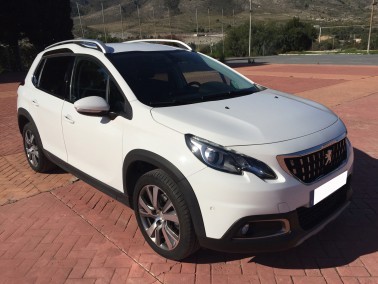 Peugeot 2008 1.2 Allure Automático